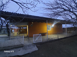 Bakı şəhəri, Suraxanı rayonu, Hövsan qəsəbəsində, 1 otaqlı ev / villa satılır (Elan: 325885)
