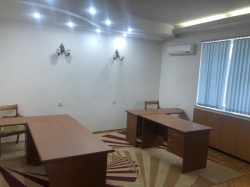 Bakı şəhəri, Nəsimi rayonunda, 4 otaqlı ofis kirayə verilir (Elan: 200235)