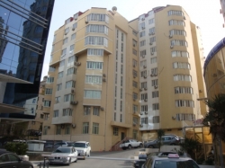 Bakı şəhəri, Nəsimi rayonunda, 3 otaqlı yeni tikili kirayə verilir (Elan: 200145)