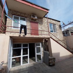 Xırdalan şəhərində, 3 otaqlı ev / villa satılır (Elan: 323346)