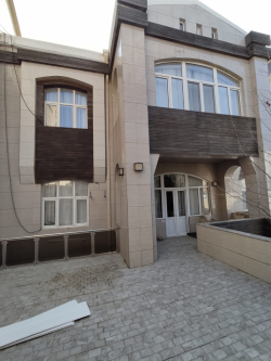 Bakı şəhəri, Nərimanov rayonunda, 10 otaqlı ev / villa kirayə verilir (Elan: 233408)