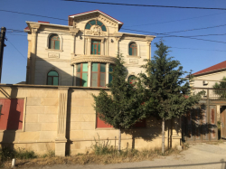 Bakı şəhəri, Xəzər rayonu, Binə qəsəbəsində, 8 otaqlı ev / villa satılır (Elan: 280306)