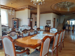 Lənkəran şəhərində, 7 otaqlı ev / villa satılır (Elan: 242335)