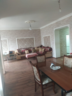 Bakı şəhərində, 4 otaqlı ev / villa satılır (Elan: 234962)