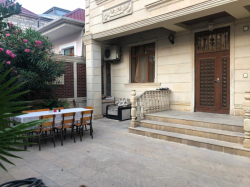 Bakı şəhəri, Yasamal rayonunda, 5 otaqlı ev / villa kirayə verilir (Elan: 270729)