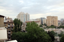 Bakı şəhəri, Yasamal rayonunda, 3 otaqlı köhnə tikili satılır (Elan: 201335)