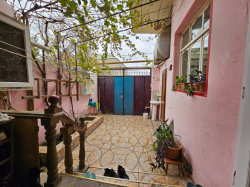 Xırdalan şəhərində, 4 otaqlı ev / villa satılır (Elan: 321818)