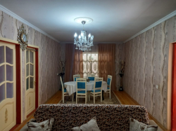Xırdalan şəhərində, 3 otaqlı ev / villa satılır (Elan: 234744)