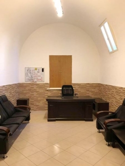 Bakı şəhəri, Səbail rayonunda, 3 otaqlı ofis kirayə verilir (Elan: 211710)
