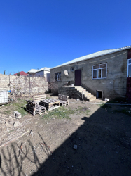 Bakı şəhəri, Suraxanı rayonu, Hövsan qəsəbəsində, 4 otaqlı ev / villa satılır (Elan: 326272)