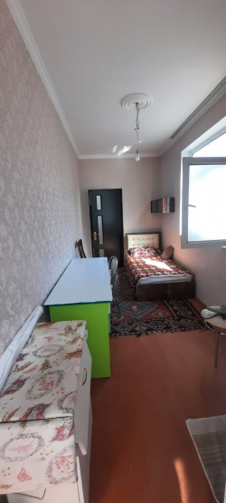 Bakı şəhəri, Nəsimi rayonunda, 3 otaqlı ev / villa kirayə verilir (Elan: 240530)