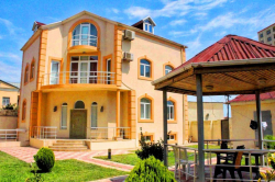 Bakı şəhəri, Səbail rayonu, Badamdar qəsəbəsində, 9 otaqlı ev / villa satılır (Elan: 233180)