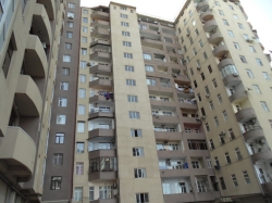 Bakı şəhəri, Yasamal rayonunda, 2 otaqlı yeni tikili kirayə verilir (Elan: 231667)