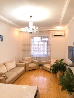 Xırdalan şəhərində, 5 otaqlı ev / villa satılır (Elan: 205937)