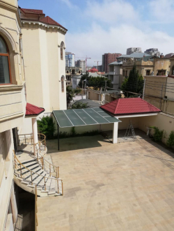 Bakı şəhəri, Nəsimi rayonunda, 15 otaqlı ev / villa kirayə verilir (Elan: 262746)