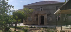 Bakı şəhəri, Nizami rayonu, 8-ci kilometr qəsəbəsində, 8 otaqlı ev / villa satılır (Elan: 238739)