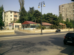 Bakı şəhəri, Nəsimi rayonu, 4-cü mikrorayon qəsəbəsində obyekt satılır (Elan: 269525)