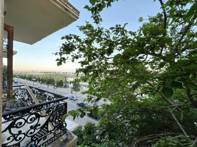 image 377443