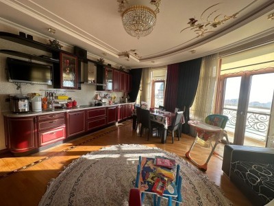 image 378012