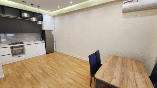 image 378043