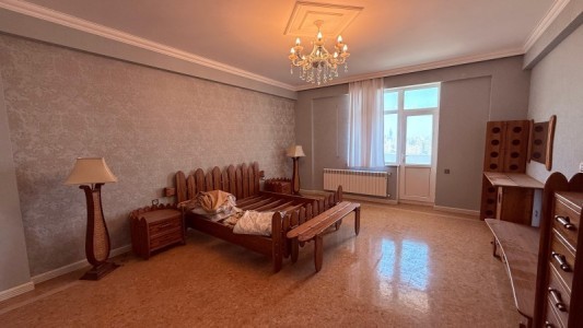 image 378085
