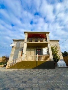 7 sqft həyət / bağ evi