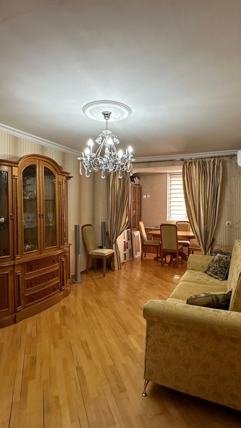 3 otaqlı köhnə tikili