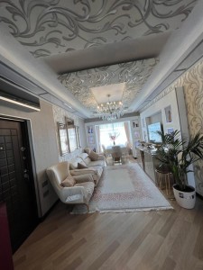 3 otaqlı köhnə tikili