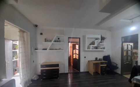 1 sot həyət / bağ evi