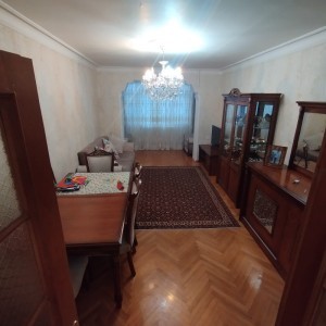 3 otaqlı köhnə tikili