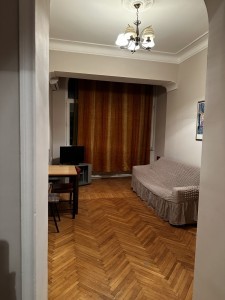 2 otaqlı köhnə tikili