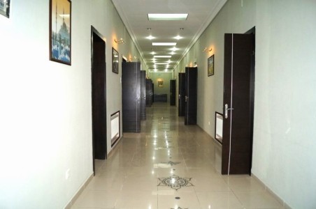400 m² ofis