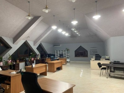 500 m² ofis