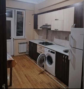 2 otaqlı köhnə tikili