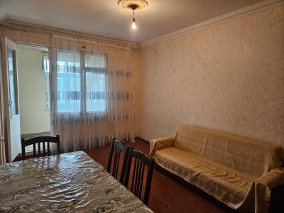 2 otaqlı köhnə tikili