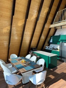 4 sqft həyət / bağ evi