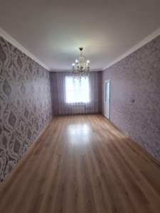 3 otaqlı köhnə tikili