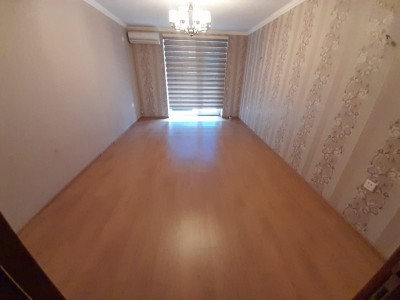 100 Sqm ofis