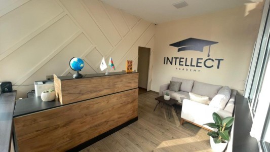 142 Sqm ofis