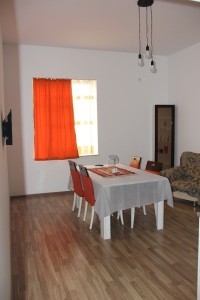 3 otaqlı köhnə tikili