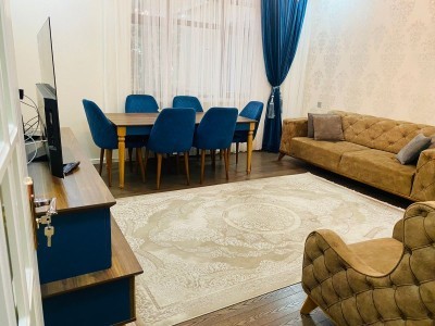 3 otaqlı köhnə tikili