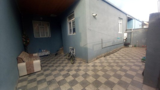 150 sqft həyət / bağ evi