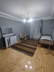 1 sot həyət / bağ evi