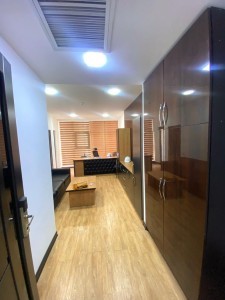 100 Sqm ofis