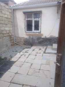1 sqft həyət / bağ evi