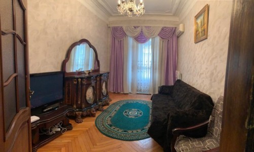 2 otaqlı köhnə tikili