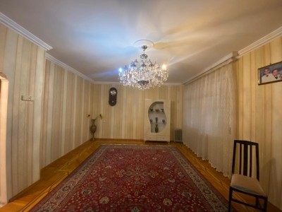 3 otaqlı köhnə tikili