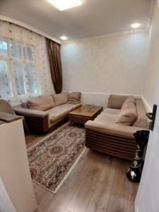1 sqft həyət / bağ evi