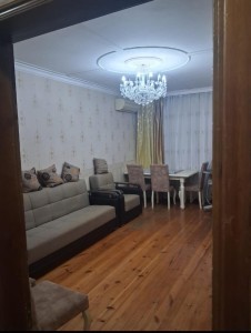 3 otaqlı köhnə tikili