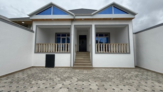 3 sqft həyət / bağ evi